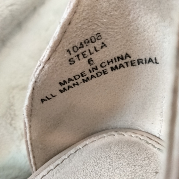 Michael Kors Shannon Heels - Picture 5 of 5